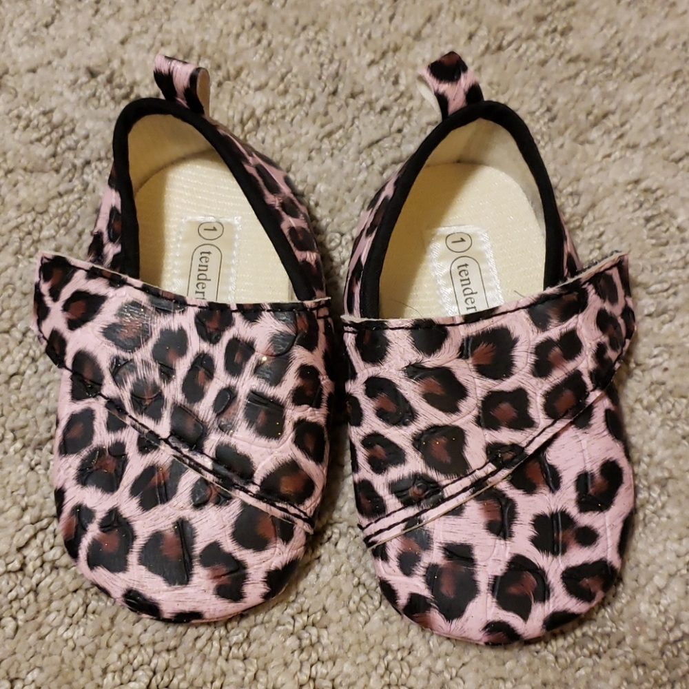 ALL SHOES
$1 EACH IF YOU BUY 5 OR MORE